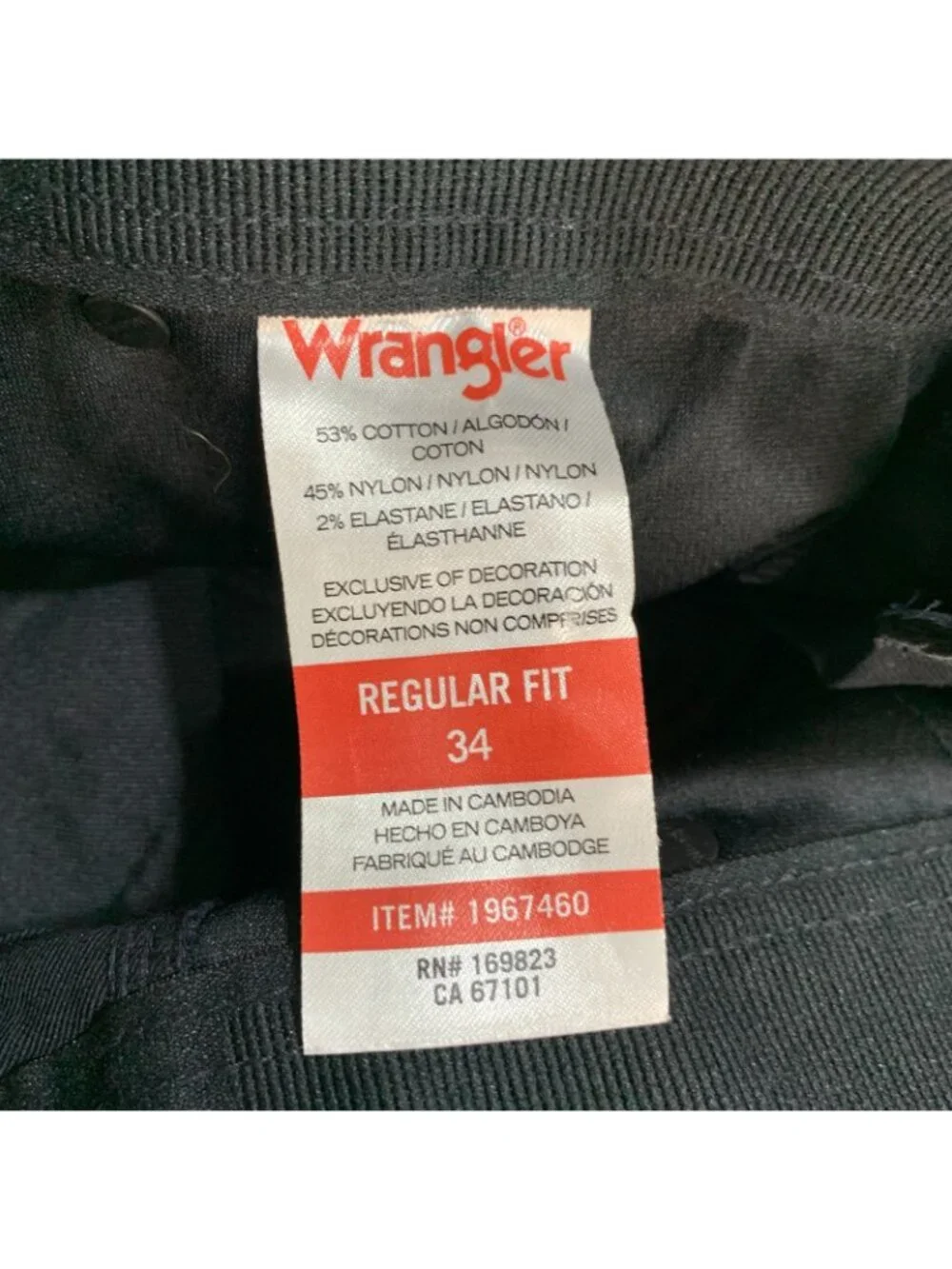 NWOT Wrangler Regular Fit Men's 34 Black Cargo Shorts Durable Stretched